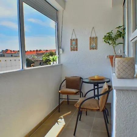 Arka * Split